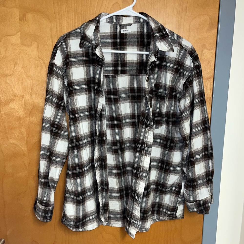 BRAND NEW GARAGE FLANNEL (never worn) SIZE:S